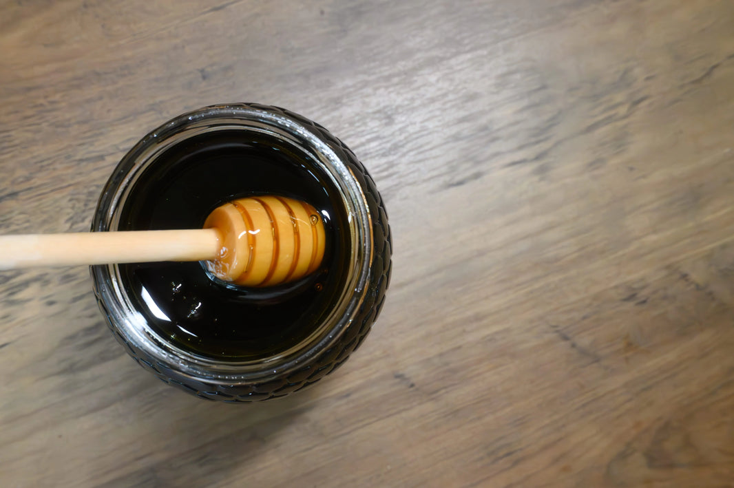 What Raw Honey Actually Does Inside Your Digestive System