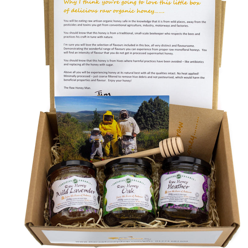 Set de regalo de miel orgánica Biosphere Mountain - Raw Wild Lavender, Oak Platinum Award winner 2022/Active 20+ &amp; Heather - en tarros de 250 g con cucharón de miel